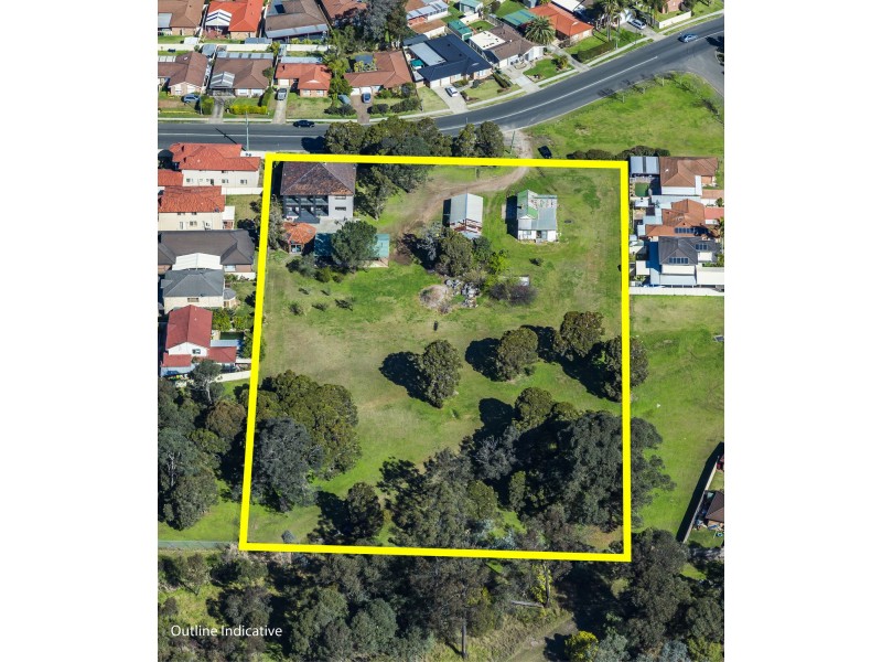 94-100 Explorers Way, St Clair NSW 2759