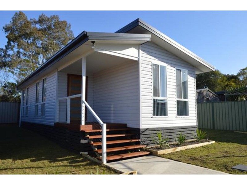 1A Edmund Blackett Close, St Clair NSW 2759