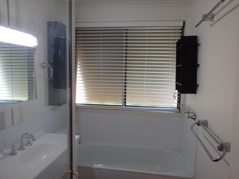 19 McCartney Crescent, St Clair NSW 2759