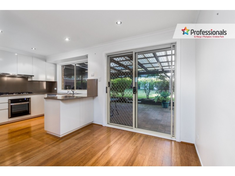 43 Todd Row, St Clair NSW 2759