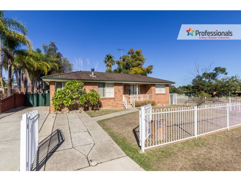 18 Lilley Street, St Clair NSW 2759