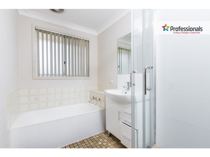 18 Lilley Street, St Clair NSW 2759