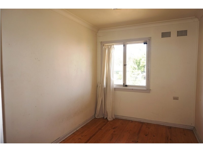 71 Lucena Avenue, Lethbridge Park NSW 2770