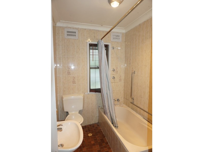 71 Lucena Avenue, Lethbridge Park NSW 2770