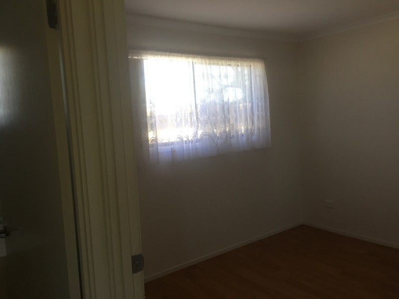 4A Natuna Place, Lethbridge Park NSW 2770