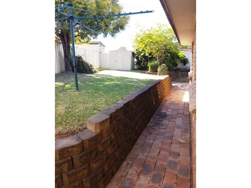 3 Pecos Close, St Clair NSW 2759