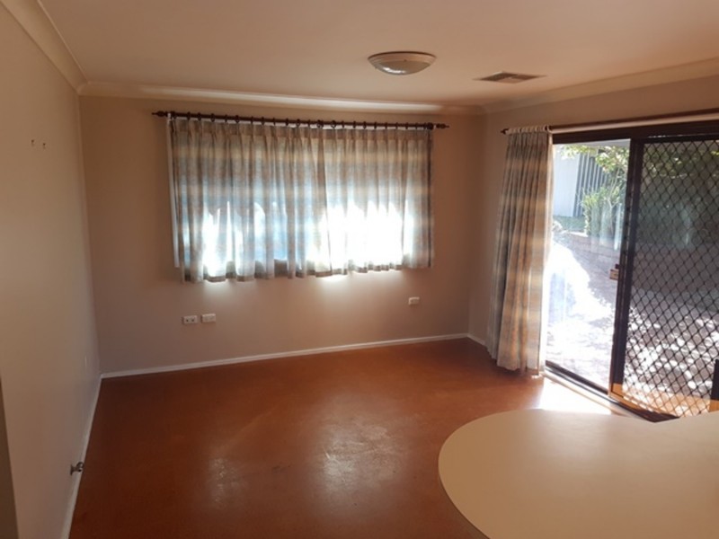 3 Pecos Close, St Clair NSW 2759