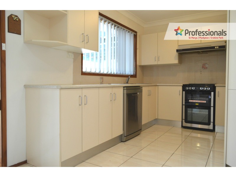 7 Henley Grove, St Clair NSW 2759