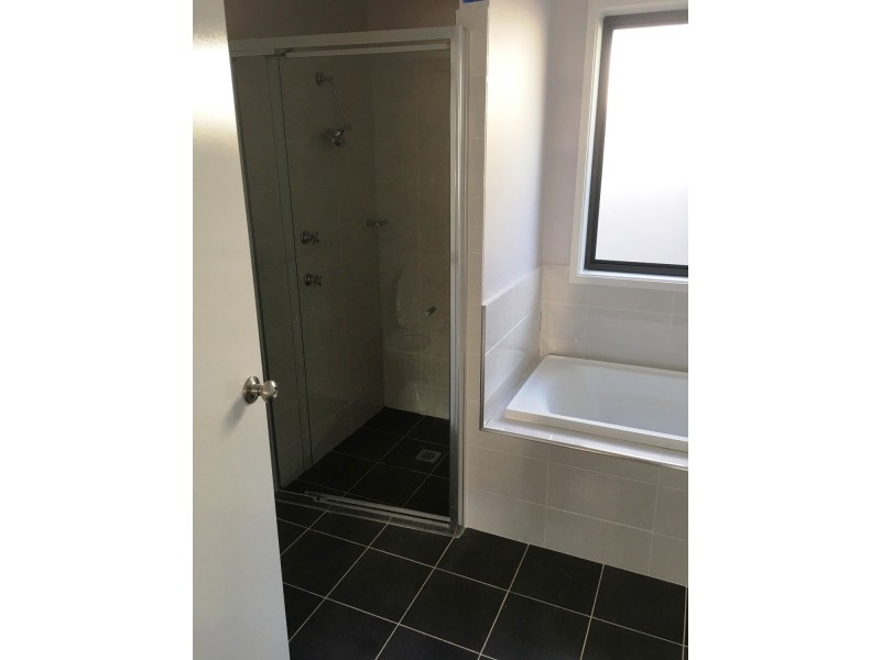 10 Miner Glen, Erskine Park NSW 2759