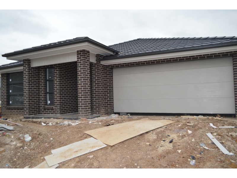 10 Miner Glen, Erskine Park NSW 2759