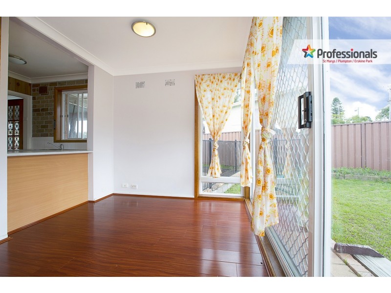 2 Hasselburgh Road, Tregear NSW 2770