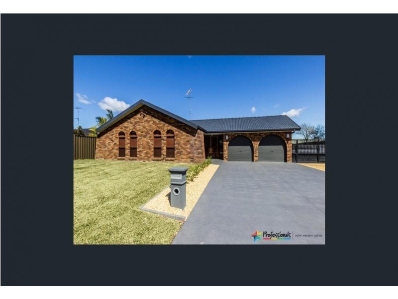 14 Tallwood Place, St Clair NSW 2759