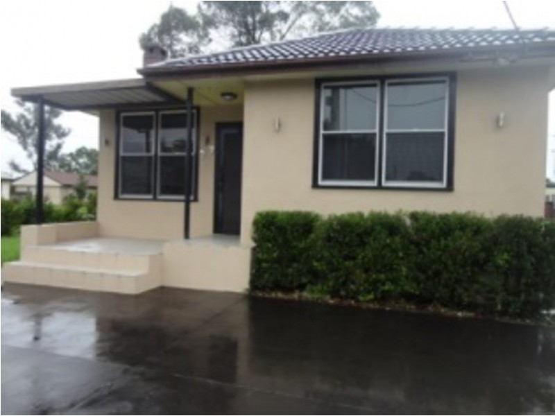 27 Bourke Street, Richmond NSW 2753