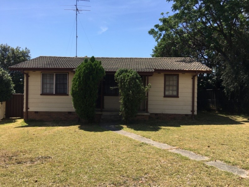 33 kilbride Avenue, Dharruk NSW 2770