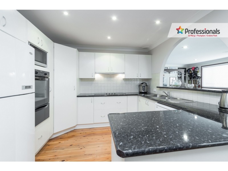 33 Little Street, Cambridge Park NSW 2747