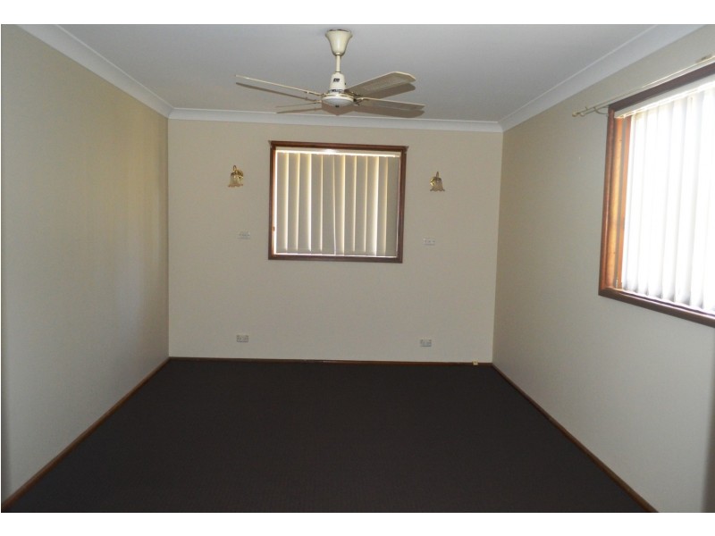 32 Findley Street, Bringelly NSW 2556