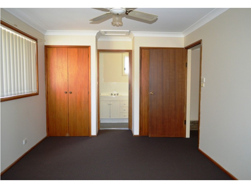 32 Findley Street, Bringelly NSW 2556