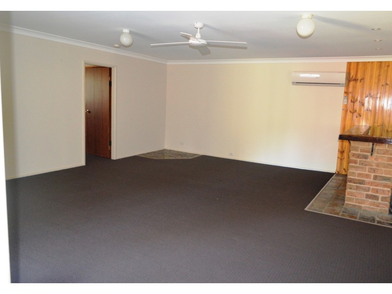 32 Findley Street, Bringelly NSW 2556