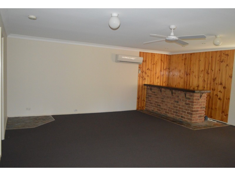 32 Findley Street, Bringelly NSW 2556