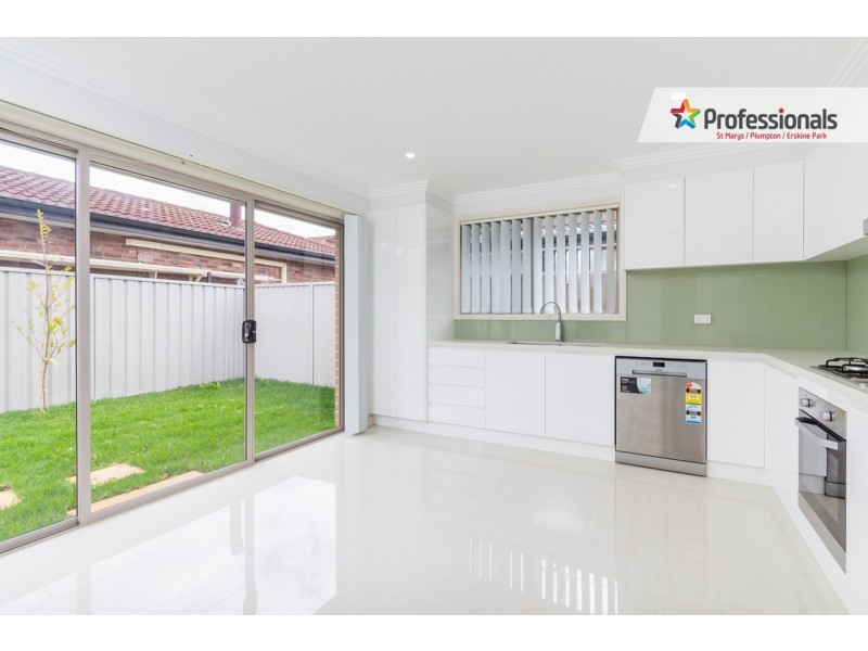 1a Dennis Street, Colyton NSW 2760