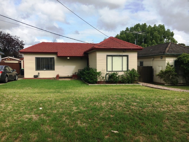 11 Penrose Circuit, South Penrith NSW 2750