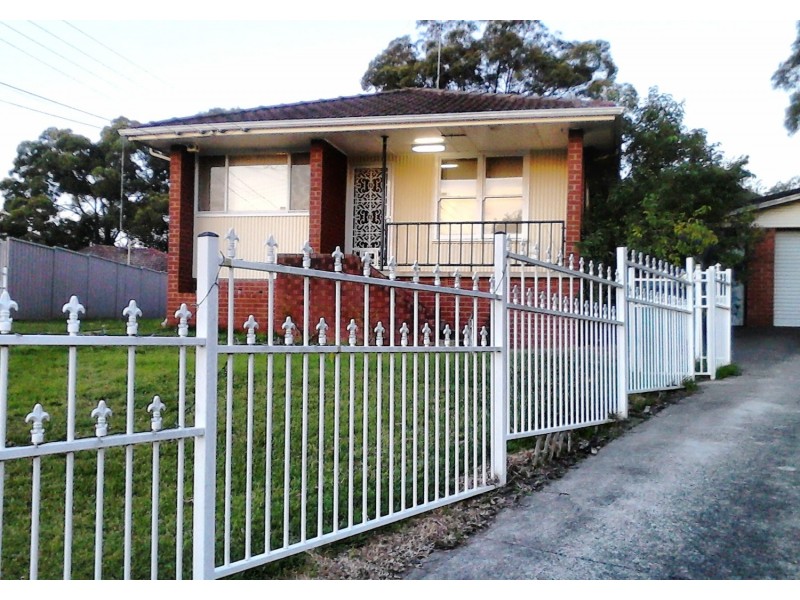 6 Lena Place, Tregear NSW 2770