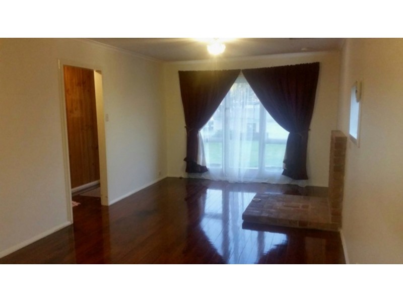 8 Hendren Place, Colyton NSW 2760