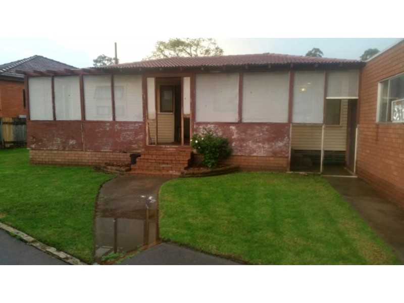 8 Hendren Place, Colyton NSW 2760