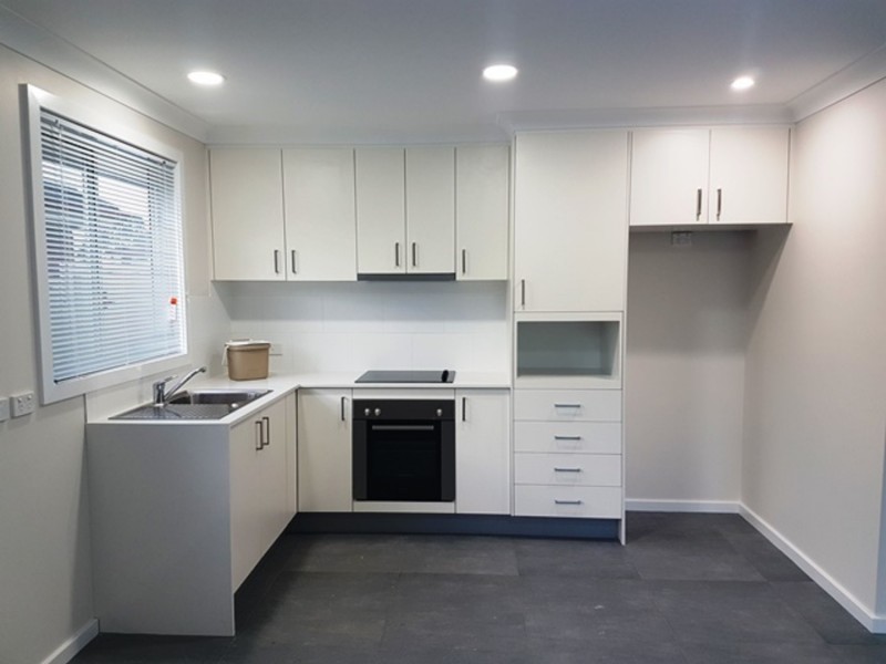 2a Pine Creek Circuit, St Clair NSW 2759