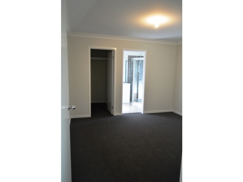 23B Owens Street, Spring Farm NSW 2570