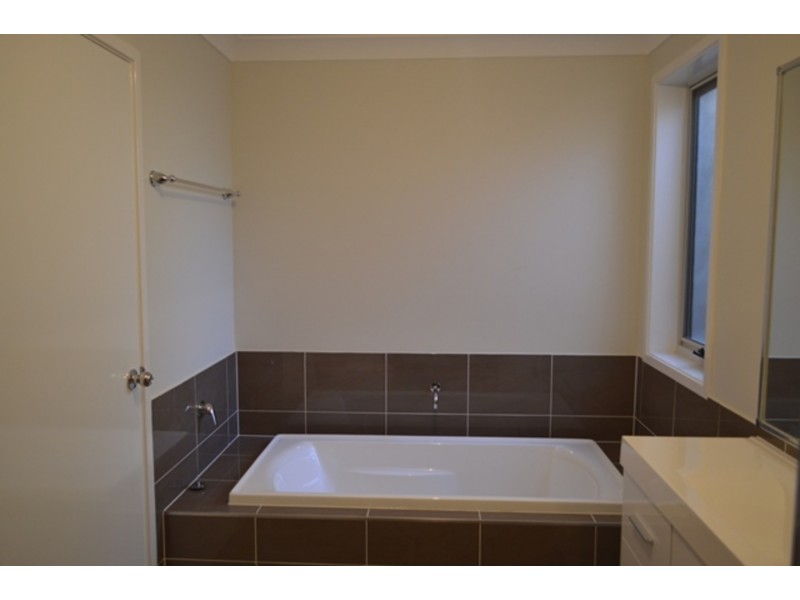 23B Owens Street, Spring Farm NSW 2570