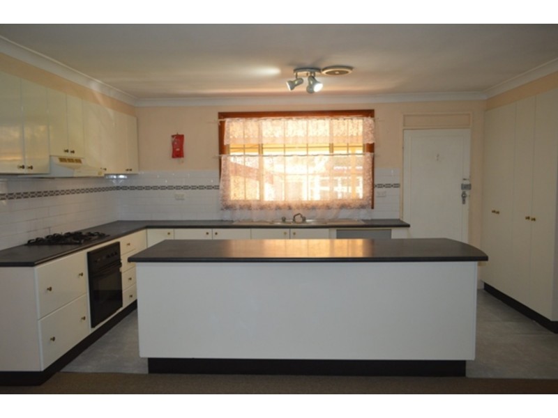 10 Gasmata Street, Whalan NSW 2770