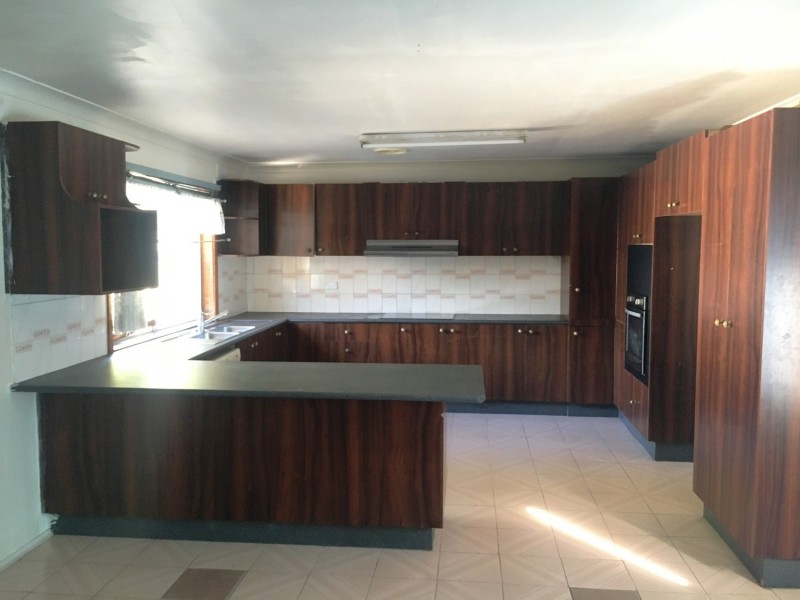 30 Kista Dan Avenue, Tregear NSW 2770