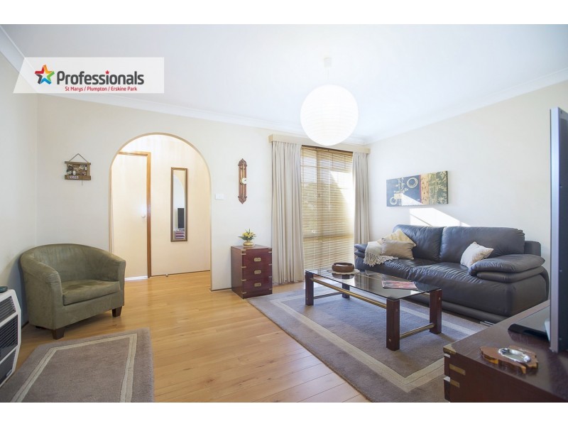 11 Tea Tree Way, Colyton NSW 2760