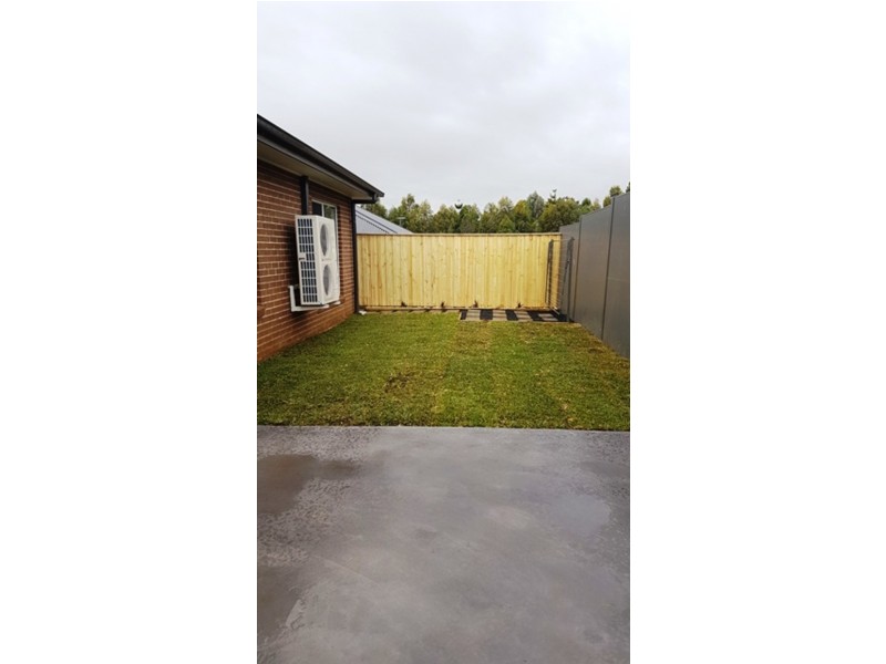 11 Coronato Parade, Colebee NSW 2761