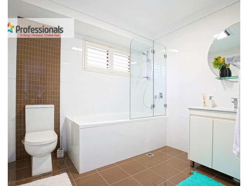 70 Fantail Crescent, Erskine Park NSW 2759