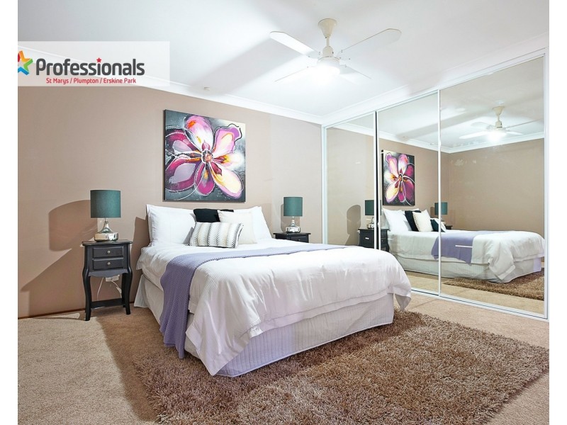 70 Fantail Crescent, Erskine Park NSW 2759