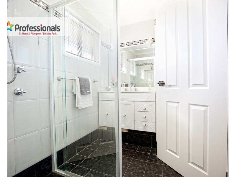 70 Fantail Crescent, Erskine Park NSW 2759