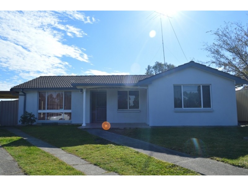 15 Lamming Place, St Marys NSW 2760