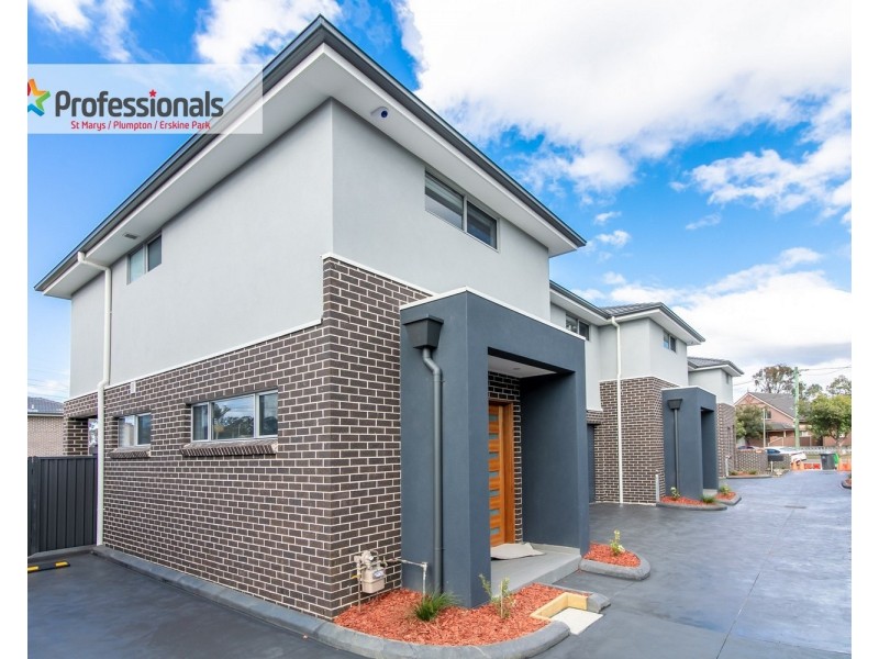 13 Brisbane Street, Oxley Park NSW 2760