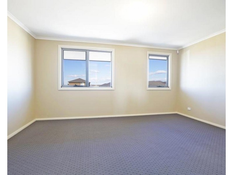 53 Bourne Ridge Drive, Oran Park NSW 2570