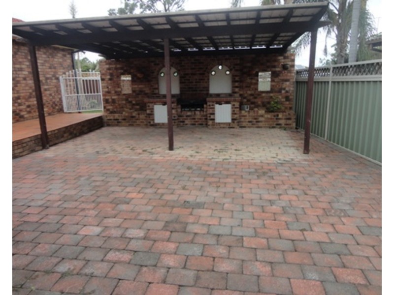 12 Kemerton Street, St Clair NSW 2759