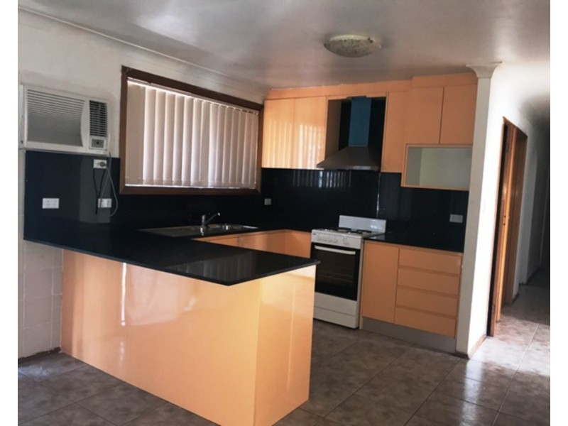 2/2-4 Rance Road, Werrington NSW 2747