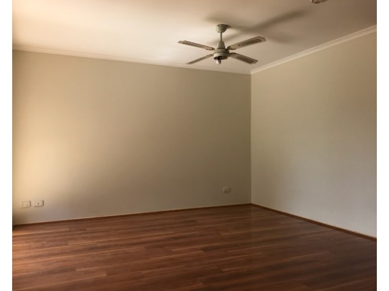 27 Kalang Avenue, St Marys NSW 2760