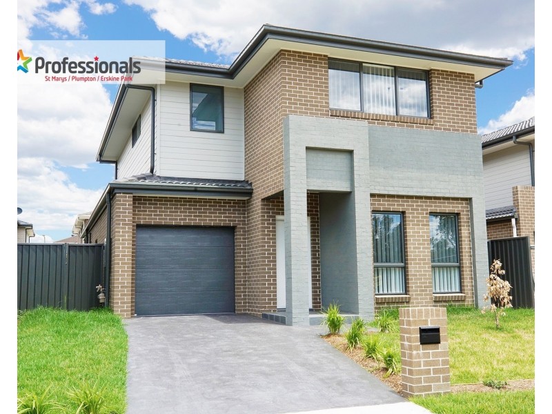 32 Abacus Parade, Werrington NSW 2747