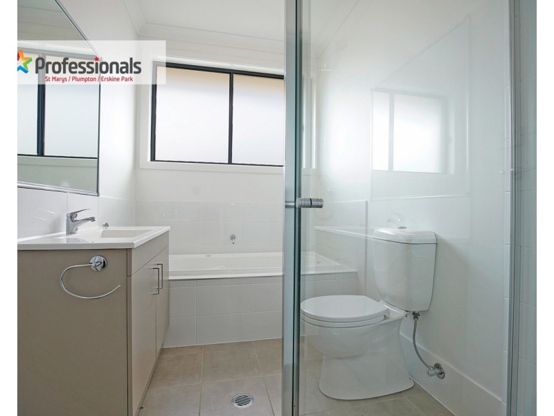 32 Abacus Parade, Werrington NSW 2747