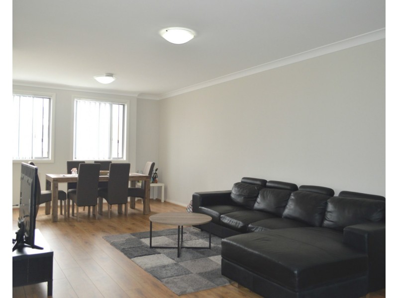 104/5 Dunlop Avenue, Ropes Crossing NSW 2760