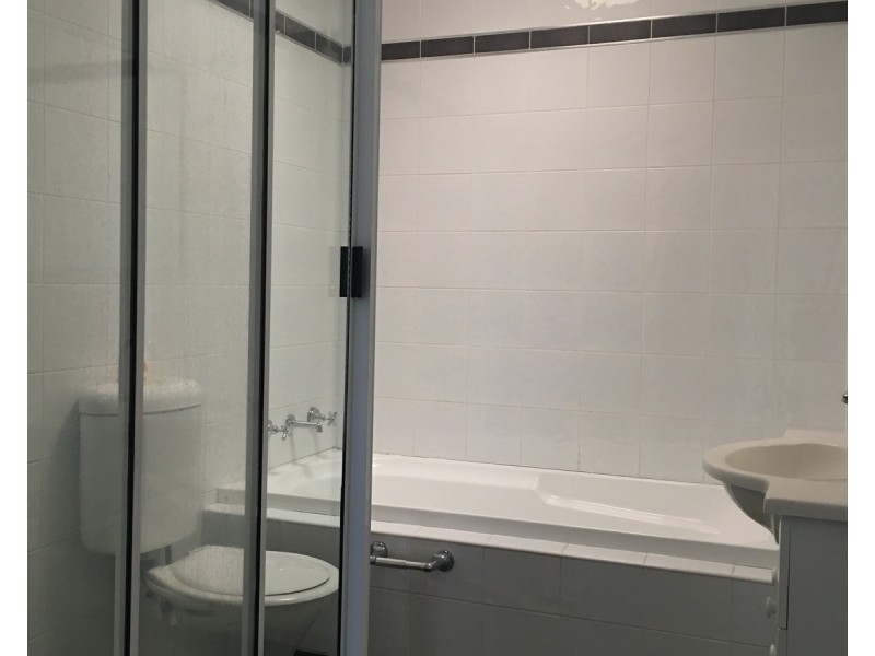 1/28-30 Edward Street, Baulkham Hills NSW 2153