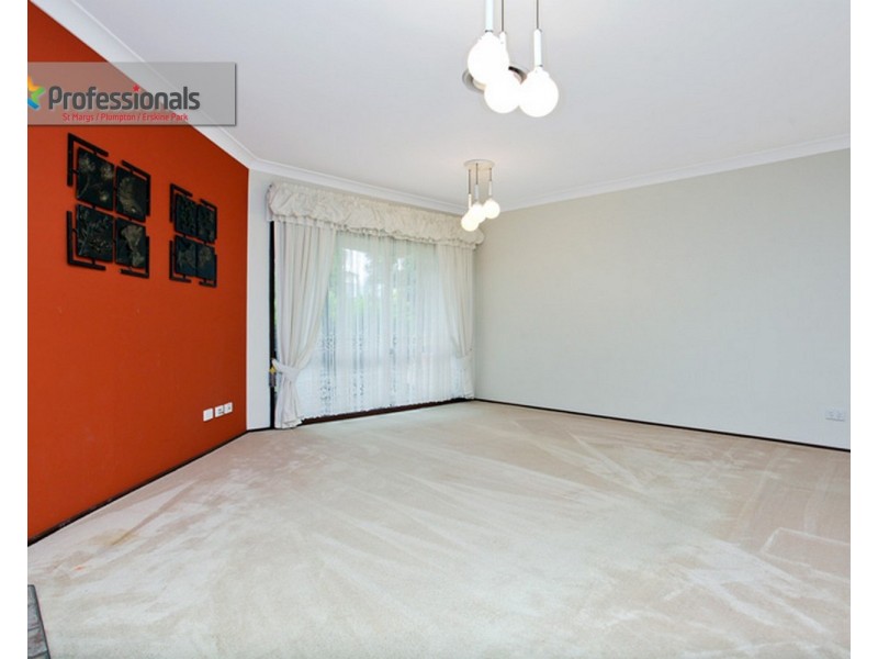 11 Swallow Drive, Erskine Park NSW 2759