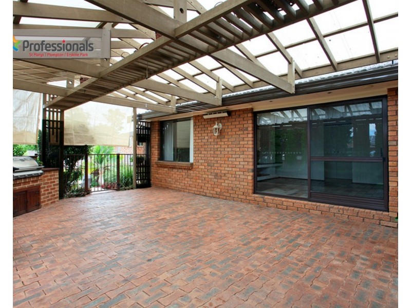 11 Swallow Drive, Erskine Park NSW 2759